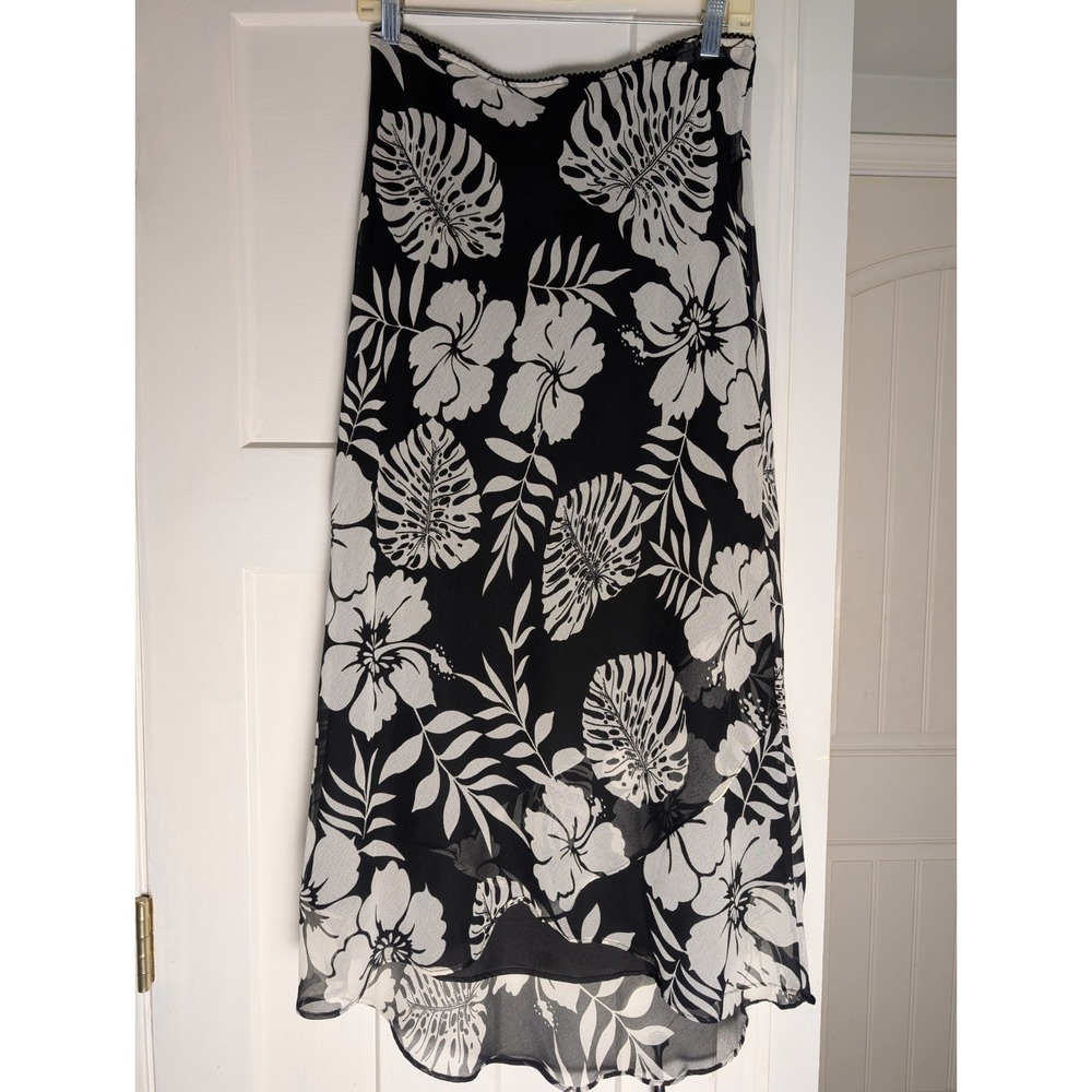 Zero Zero Skirt M Black White Floral Silky Tiers Ruffle Hem Lined Elastic Waist